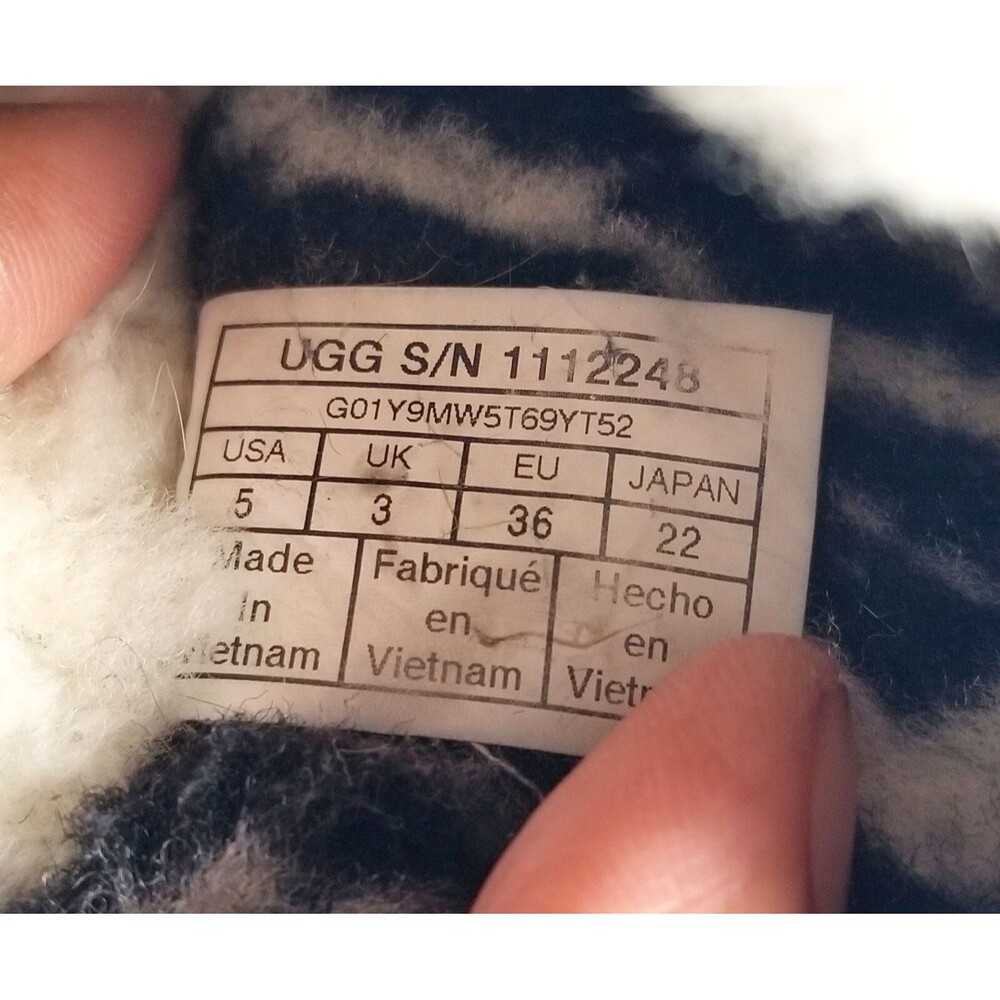 UGG Fluff Yeah Slide Black White Zebra Slipper Sandal Sz 5 36 Sheepskin Fur - Picture 9 of 14